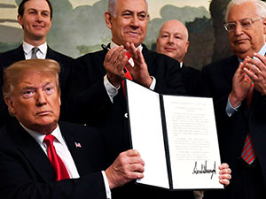 Trump, Golan'da İsrail egemenliğini tanıyan imzayı attı