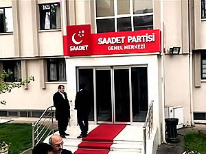 Saadet Partisi'ne haciz geldi