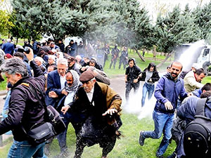 HDP’lilerin açıklamasına polis müdahalesi