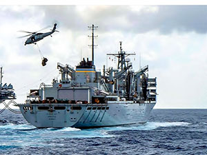 ABD’nin körfezdeki gemileri provaya başladı