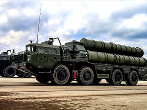 Rusya: S-400'lerin ilk parçaları yakında taşınacak