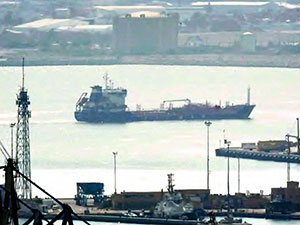 Haaretz: İsrail açıklarında Türk gemisi yandı
