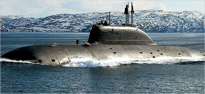 Rusya: Yanan denizaltı ile ilgili bilgiler gizli