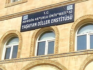 Yaşayan Diller Enstitüsü için kapatma kararı alındı