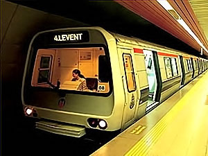 İstanbul'da gece metrosunu 35 bin yolcu kullandı