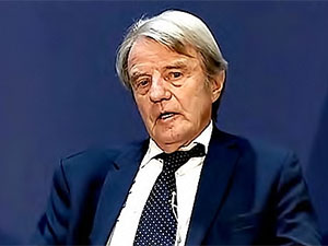 Bernard Kouchner: Kürdistan büyük başarı sağladı
