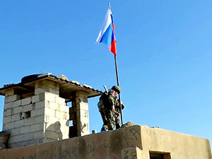 Rakka'dan ABD’liler çekildi, Ruslar yerleşti