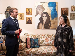 Macron, Lübnan ziyaretinde Fayrouz ile görüştü