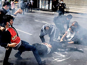 Taksim'e yürümek isteyen gruplar gözaltına alındı