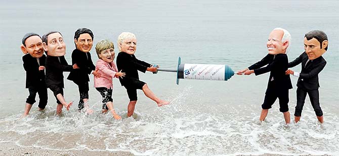 G-7 aşı protestosuyla başladı