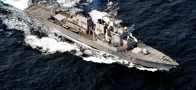 ABD destroyeri Karadeniz'e giriş yaptı, Rusya Donanması takibe aldı