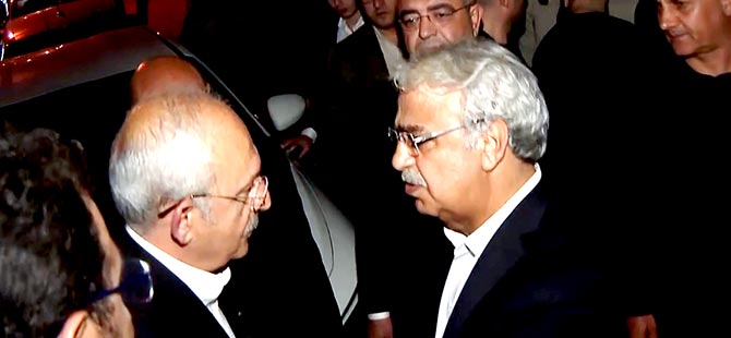 Kılıçdaroğlu'ndan Mithat Sancar'a taziye ziyareti