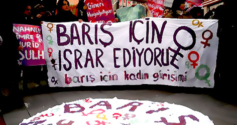 Kadınlar barışta ısrarlı