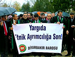 Diyarbakır'da avukatlar yürüdü!