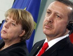 Erdoğan bana Angela der