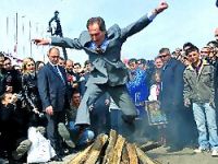 Bakan'dan Şivan Perwer'e Newroz daveti