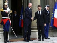 Erdoğan-Sarkozy görüşmesi sona erdi