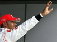 Formula 1'de zafer Hamilton'un