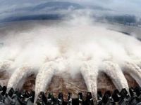 Dünyanın en büyük barajında sel tehlikesi!