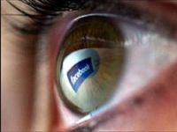 Facebook yarım milyar üyeye ulaştı