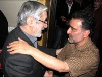 İran'da iki muhalif parti kapatıldı