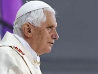 İspanya'da laikliği eleştiren Papa'ya tepki