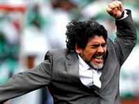 Ahmedinejad, Maradona'yı istiyor