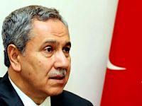 Arınç: Silahsız öğrenciye aşırı güç kullanıldı