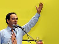 Baydemir: Türkçe'yi dayak yiye yiye öğrendim