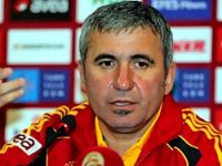 Hagi Kazım'ı Hiddink'e sordu