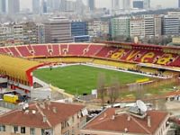 Sami Yen Stadı'nın çatısı sökülüyor