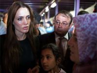 Jolie, Arapça 'Marhaba' dedi!