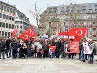 Protesto mitingine 30 kişi katıldı