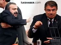 Önder'den Şahin'e: Size biber gazı sıkmayı düşünüyorum!