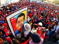 Hugo Chavez’i milyonlar uğurladı