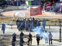 Polis Taksim Meydanı'na müdahale ediyor