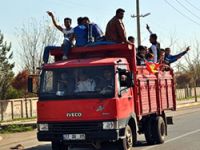 Diyarbakır'da yüzbinler Newroz alanına akın ediyor