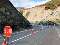 Dersim-Erzincan ve Dersim-Ovacık yolu trafiğe açıldı