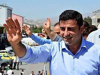 Demirtaş: Ankara da, Kandil de silahları susturmalı