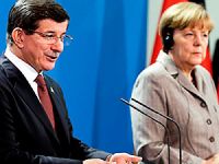 Davutoğlu, Angela Merkel’le görüştü