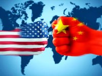 ABD-Çin denizde karşı karşıya