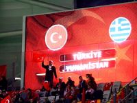 Türkiye-Yunanistan maçındaki ıslık ve slogan dış basında