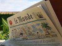 Le Monde'da istifa depremi