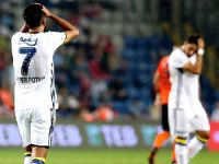 Fenerbahçe, lige mağlubiyetle başladı