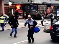 İsveç'in başkenti Stockholm'de kamyonlu saldırı