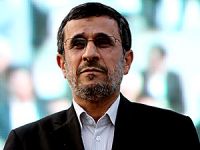 Ahmedinejad, Hamaney'e rağmen aday oldu