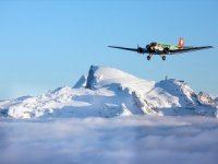 İsviçre'de Alp Dağlarında uçak düştü: 20 ölü