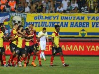 Göztepe, Fenerbahçe'yi puansız gönderdi