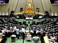 İran meclisinde istifa depremi