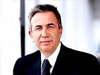 Mansur Yavaş mazbatasını aldı
